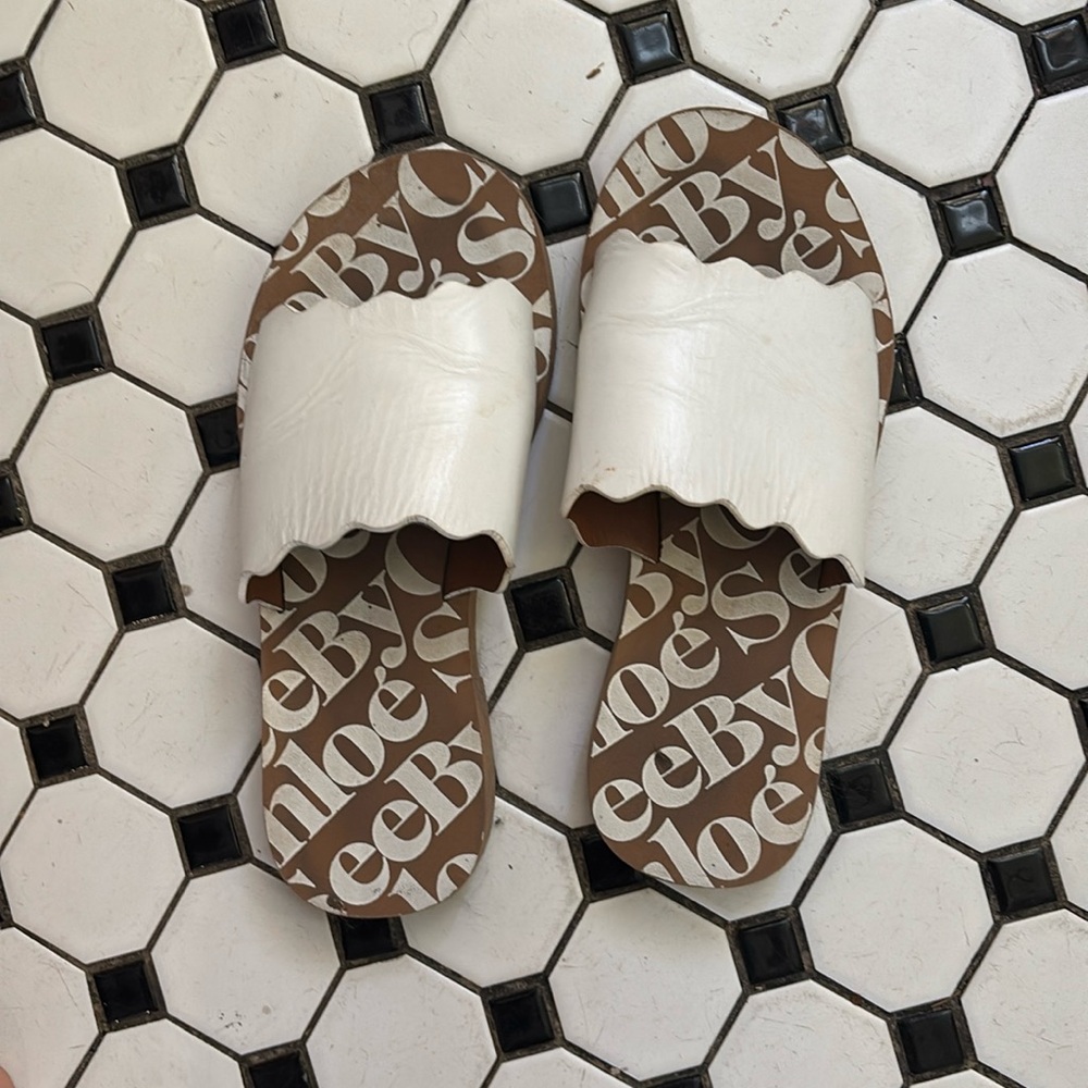 See By Chloé White Scalloped Essie Slides